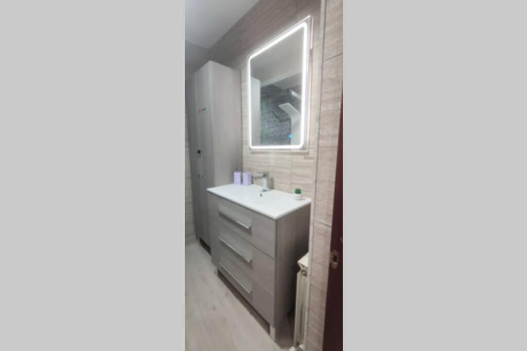Appartement Estrenar! Con Pinball 8 Min Ayto 2 Habs 150 Oviede